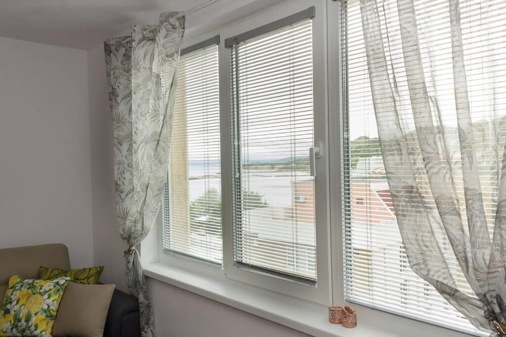 Perfect Summer Vacation Rental - One-Bedroom Flat By Flat Mаnager 토폴라 외부 사진